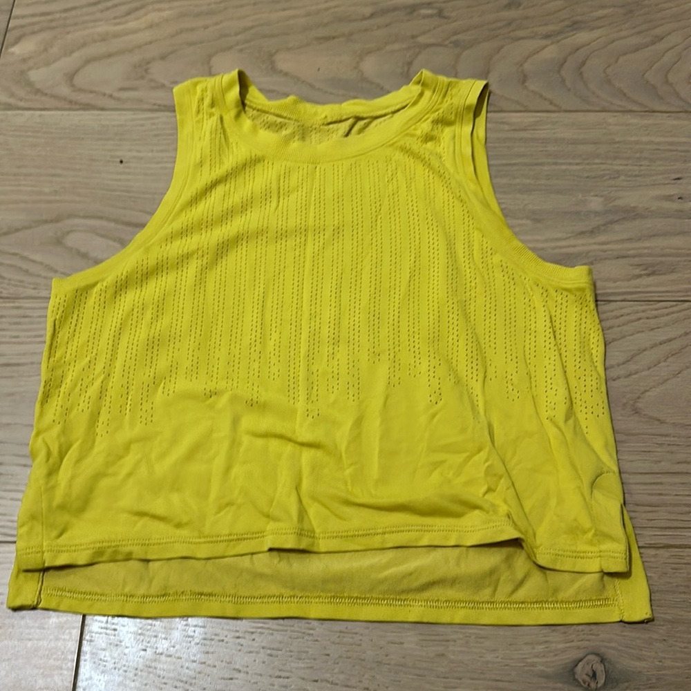 ultralight lululemon tank top